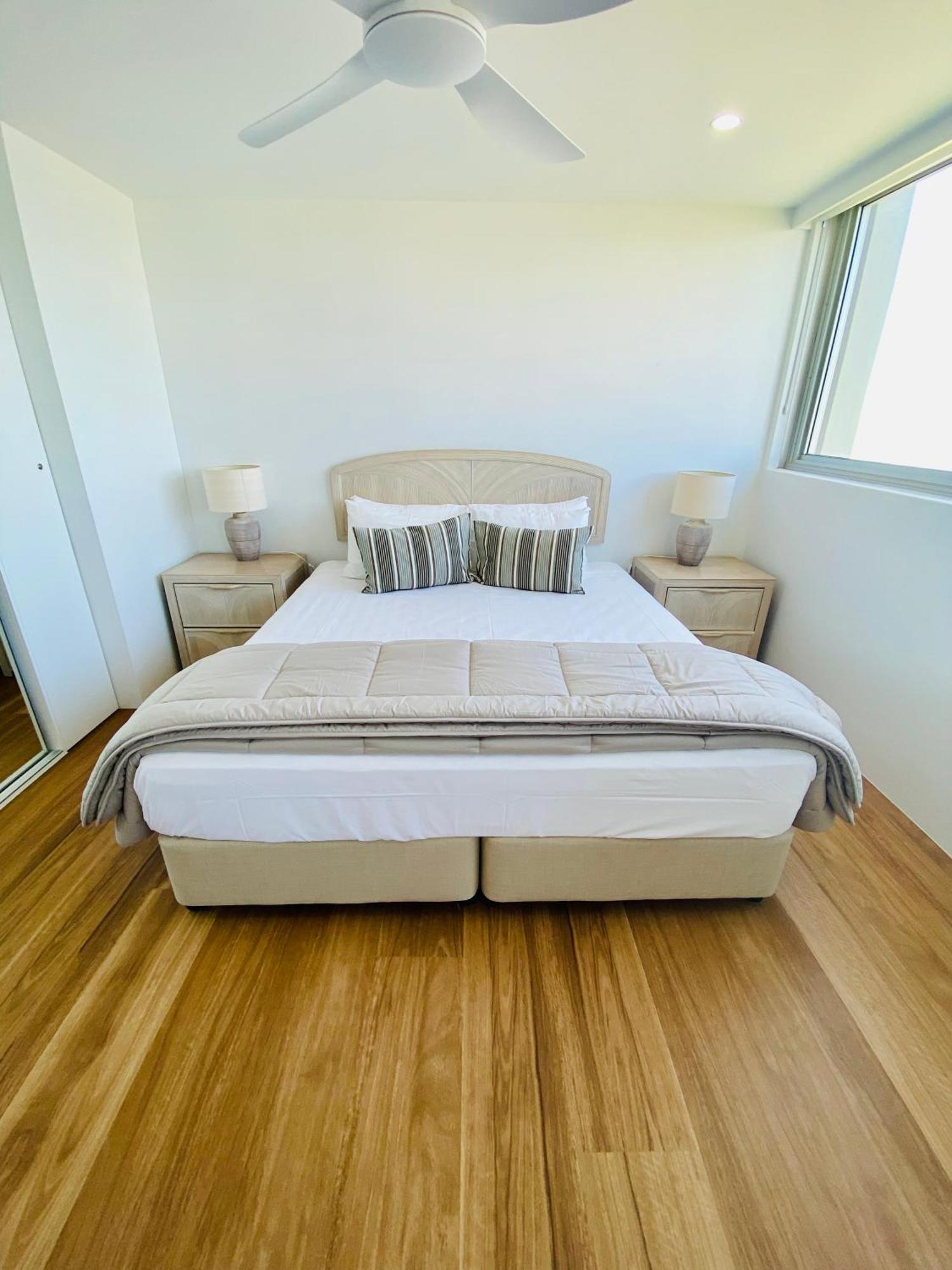 One The Esplanade Apartments On Surfers Paradise Gold Coast Eksteriør bilde